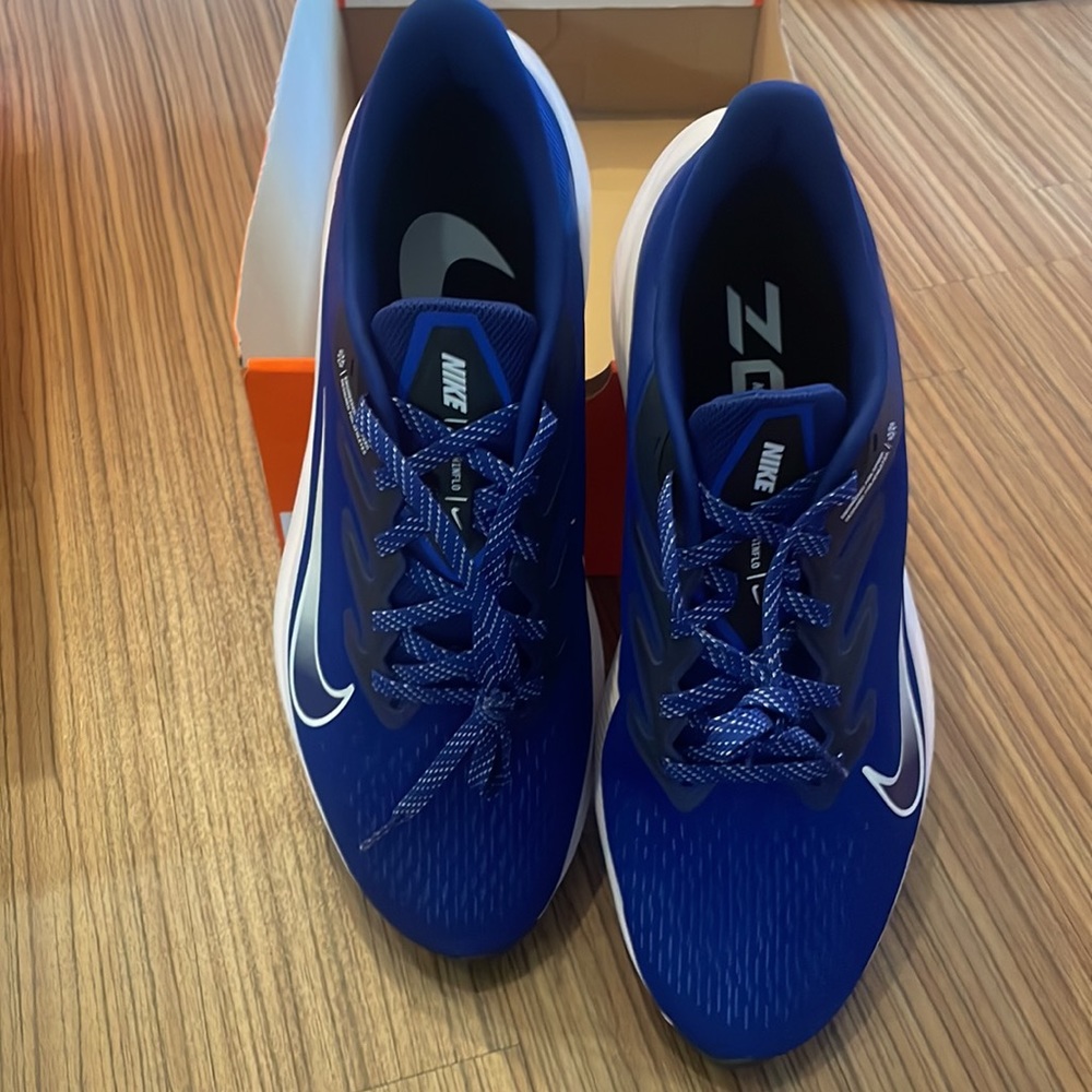 Nike Winflo 7 Running Shoes - Picture 5 of 7